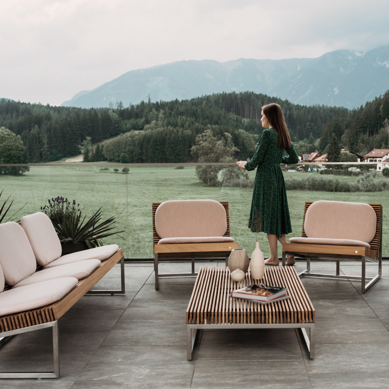 Long side table MOOD